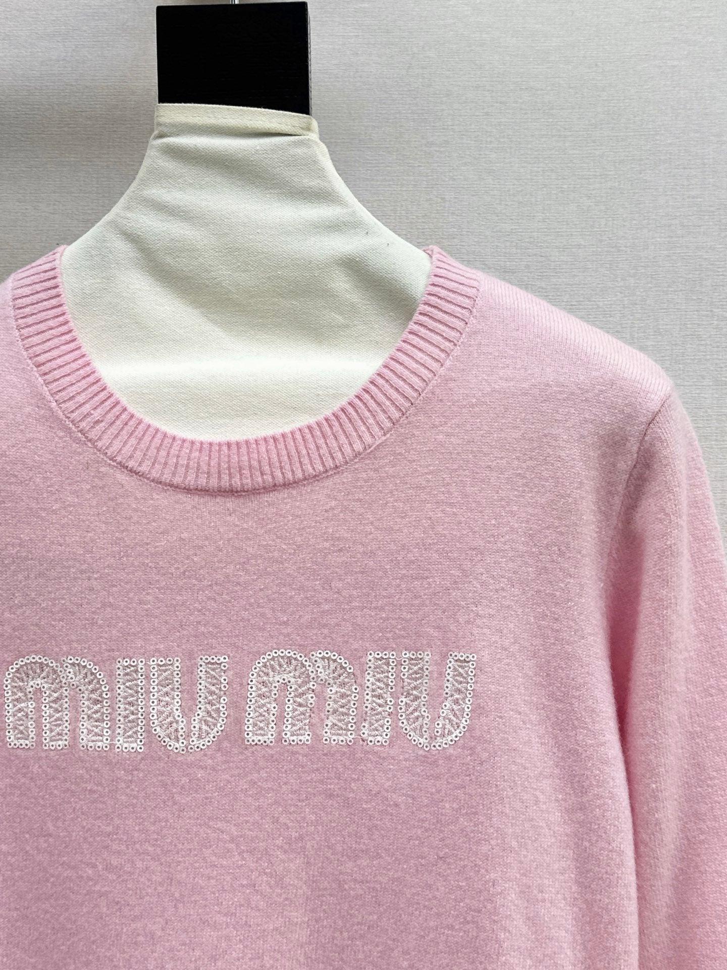MIU NEW sweater