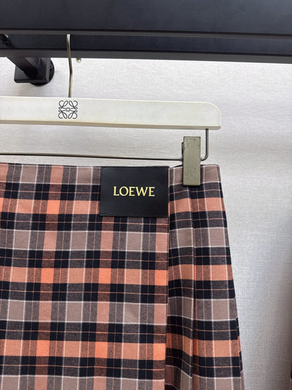 Loe NEW plaid skirt