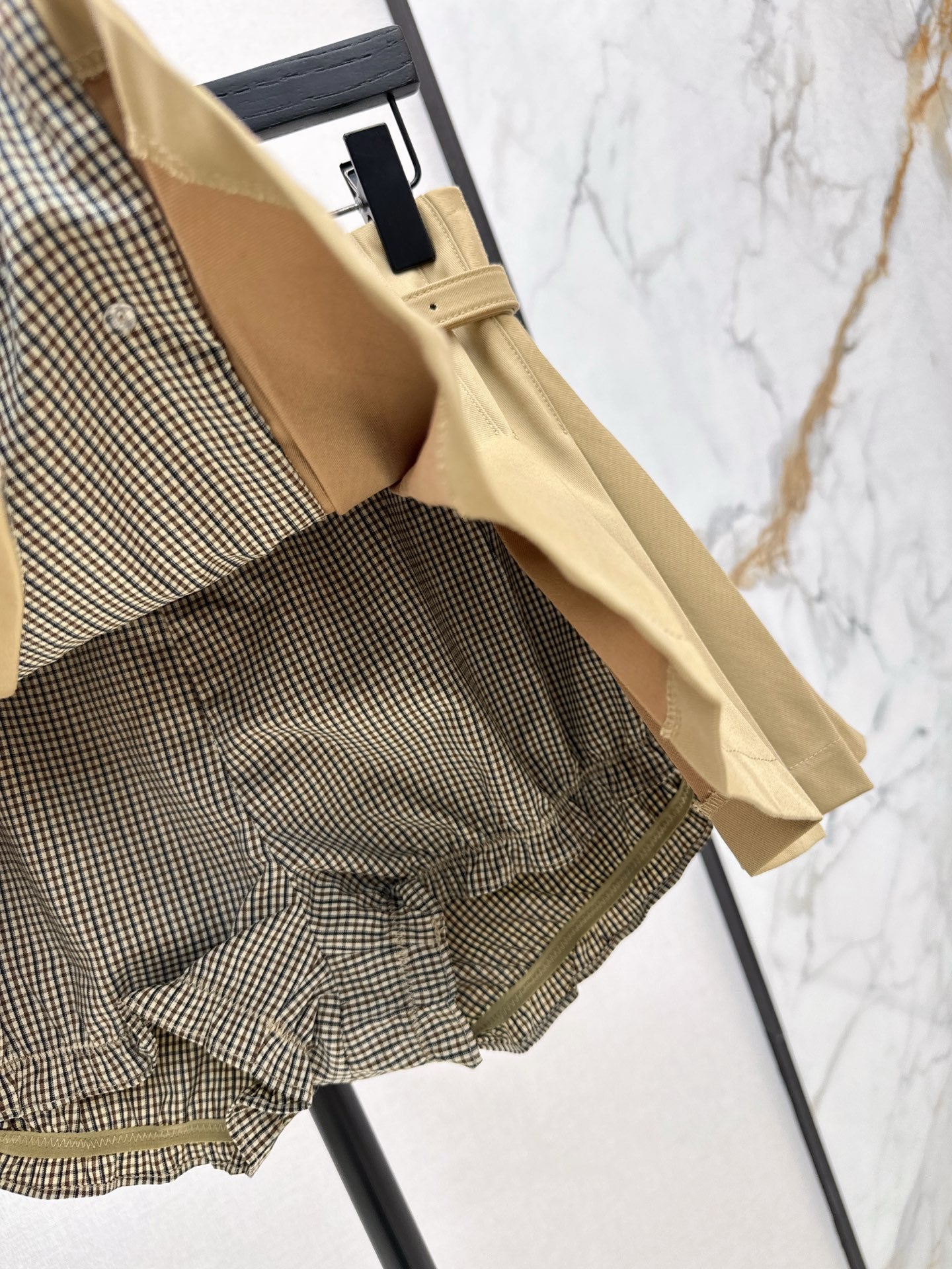 Va1en NEW Pleated skirtr