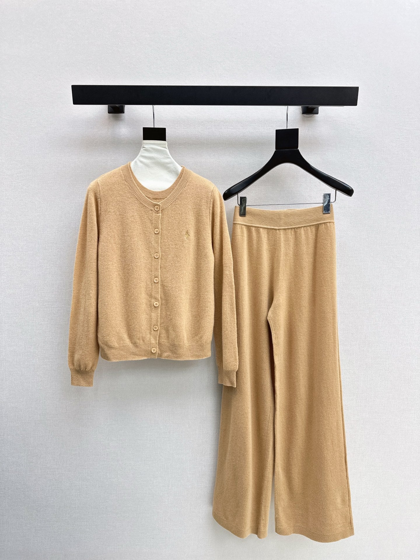 Ral NEW knitted suit