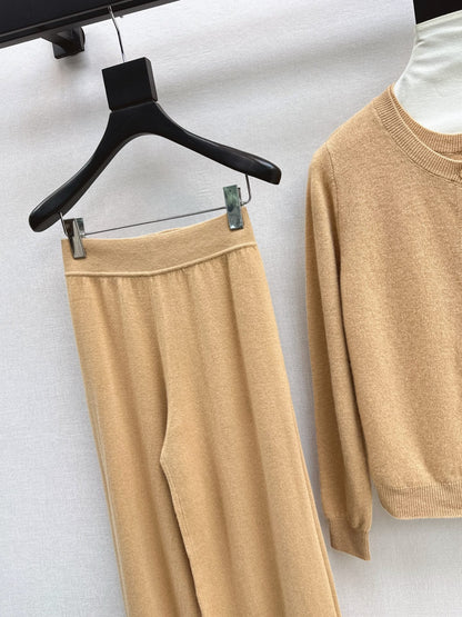 Ral NEW knitted suit