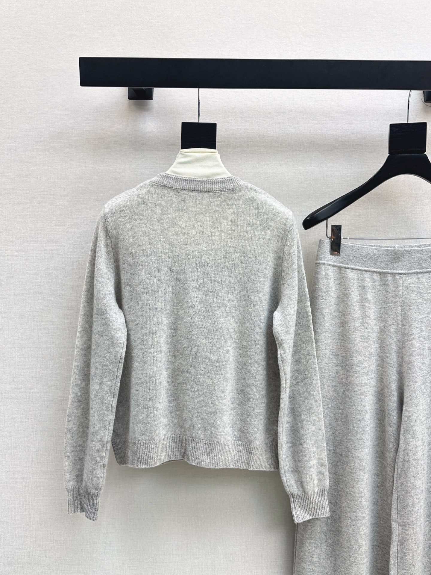 Ral NEW knitted suit