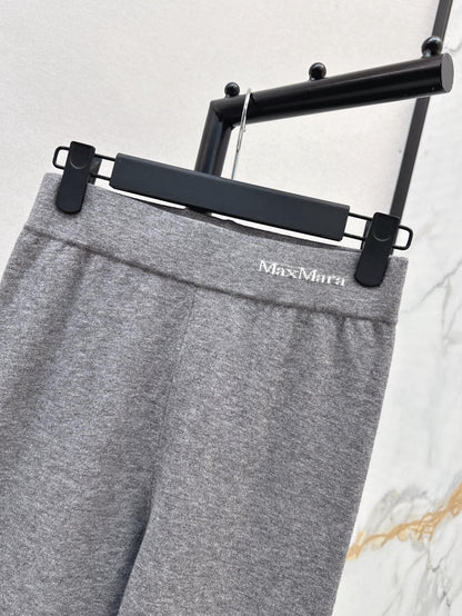 Max NEW Knitted leggings