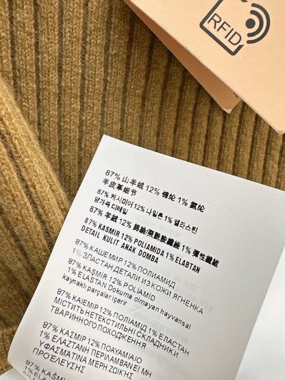 Miu NEW knitted sweater