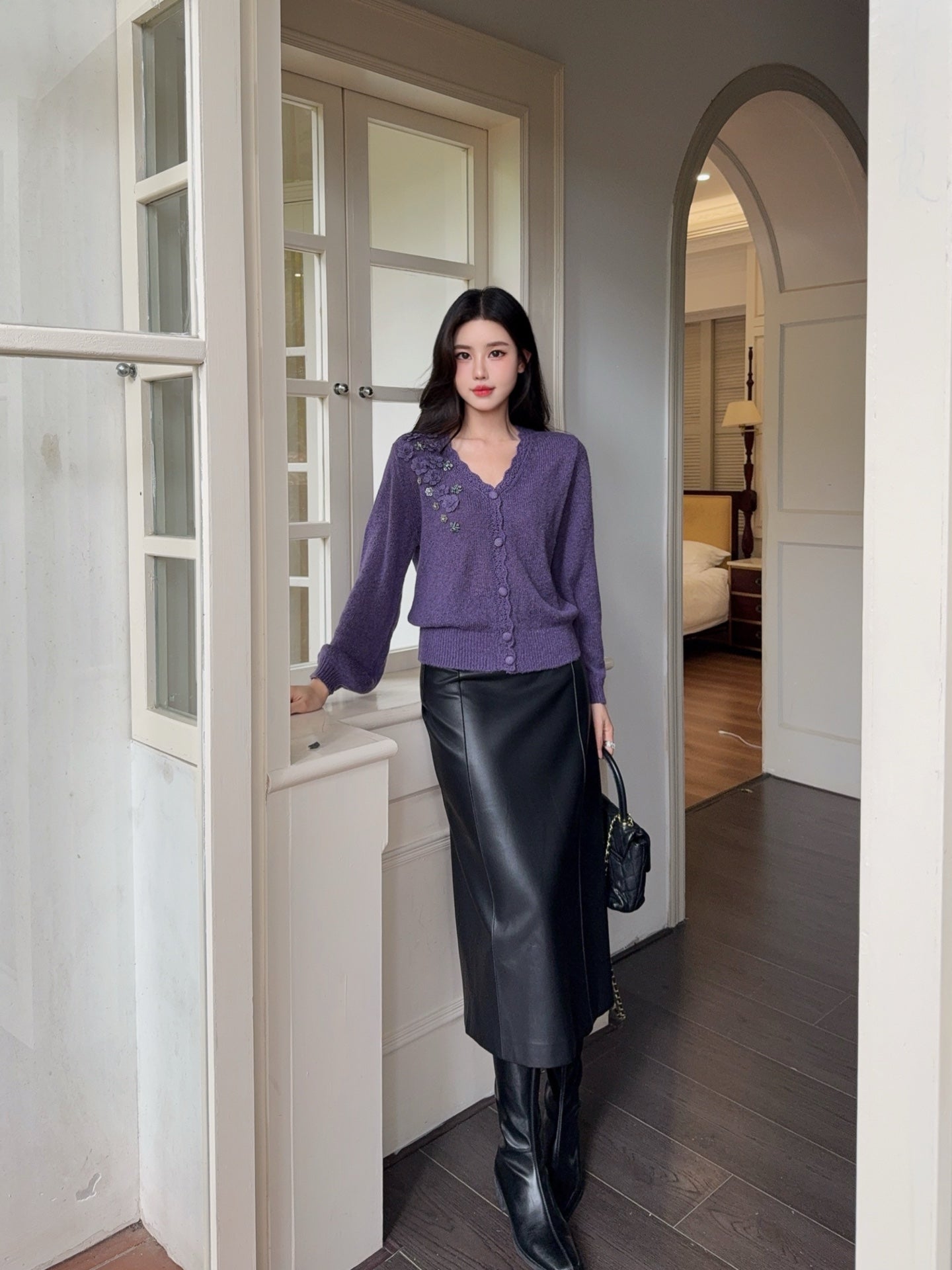 Chan NEW V-neck cardigan