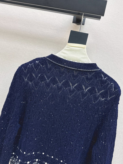 Chan NEW Crew neck sweater