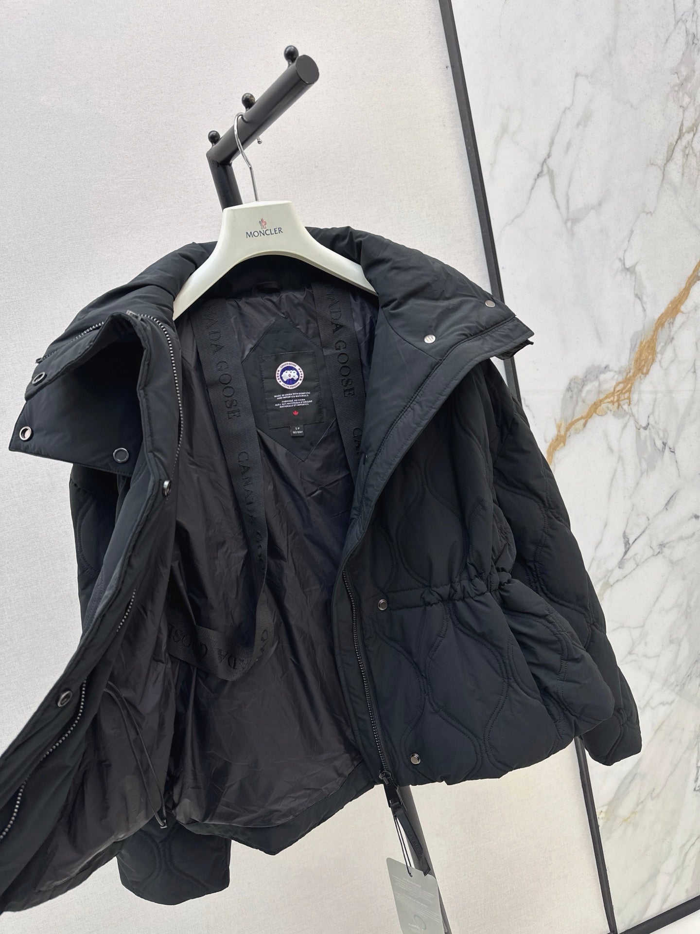 Canada NEW hooded down jacket