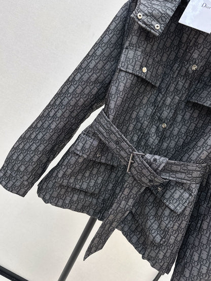 CD NEW Hooded mid-length jacket