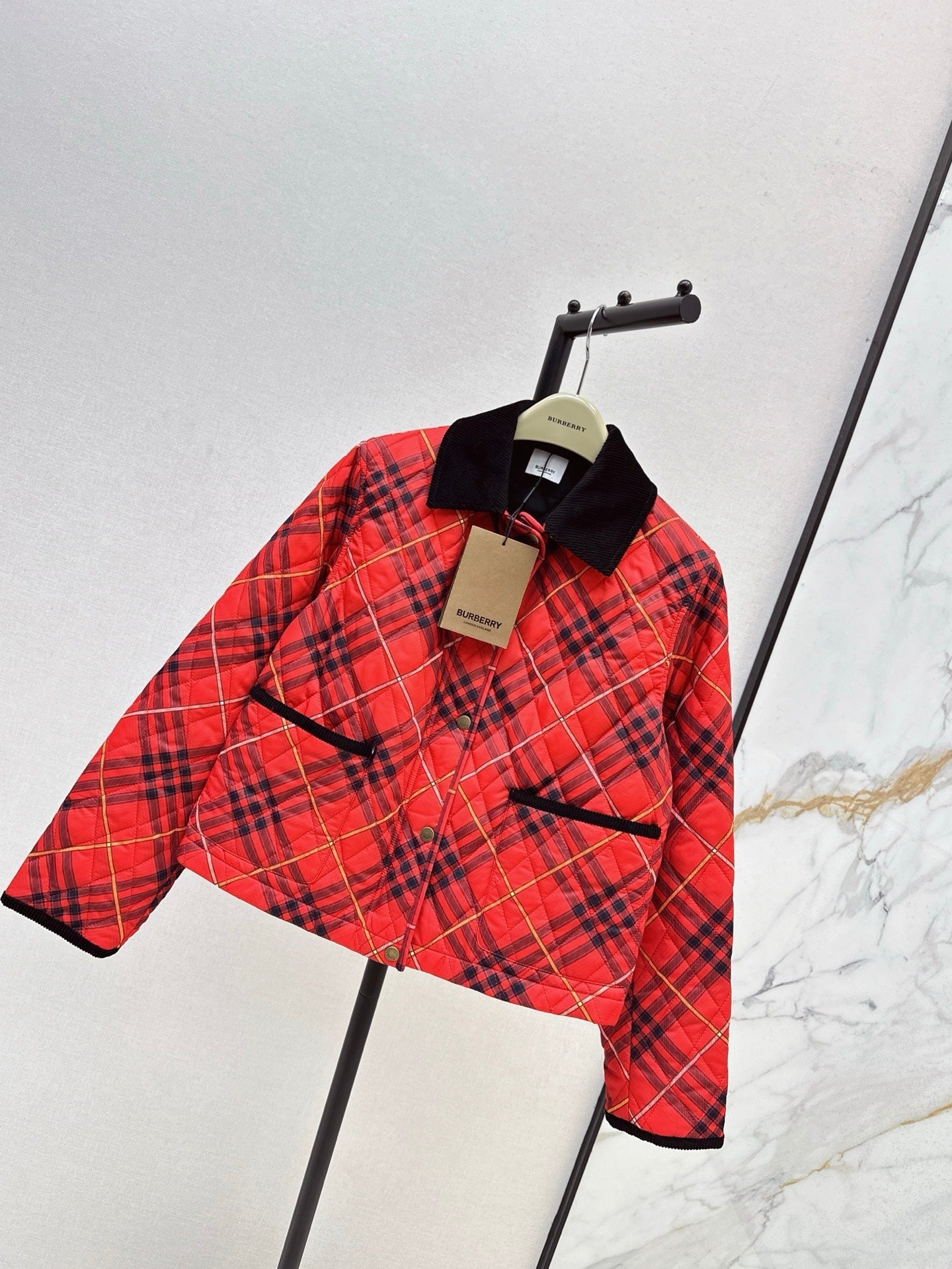 Bur NEW plaid jacket