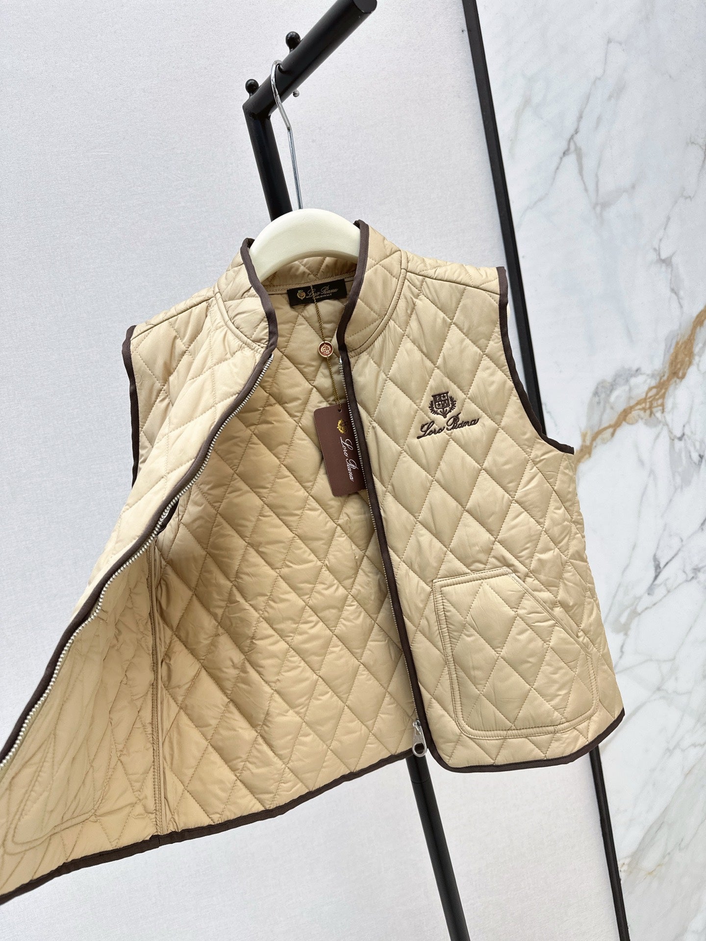 Loro NEW Padded vest