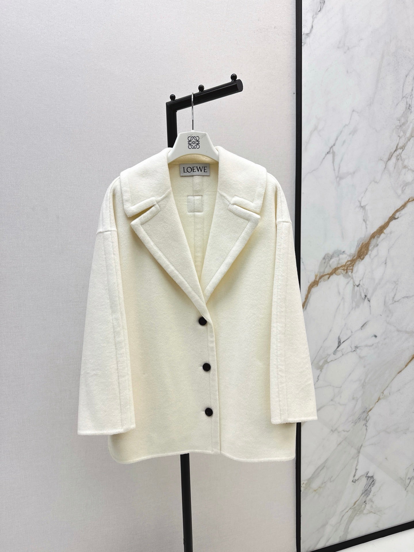 Loe NEW wool blazer