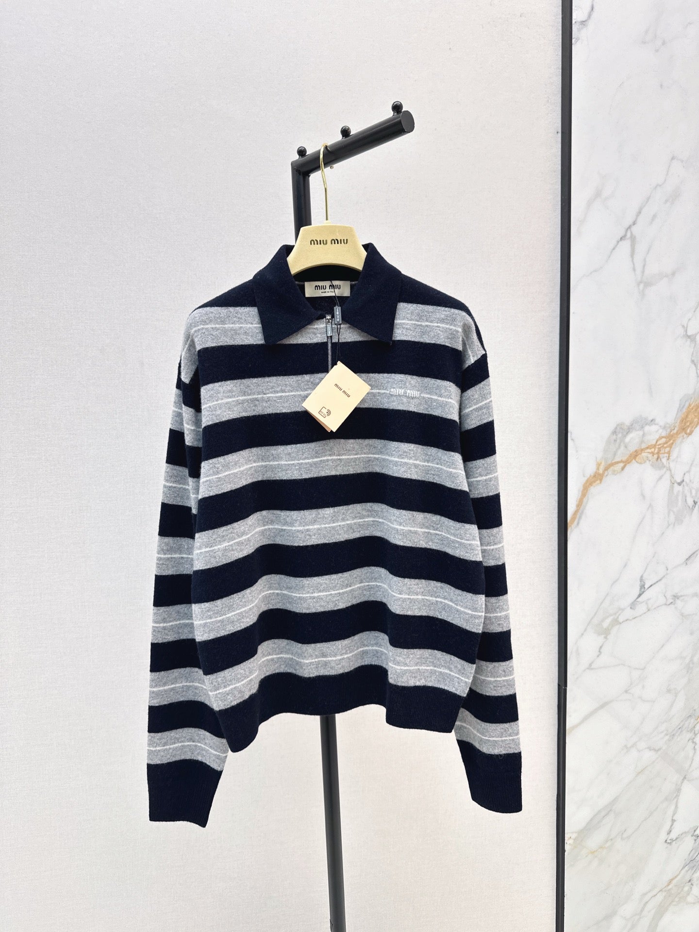 Miu NEW knitted sweater