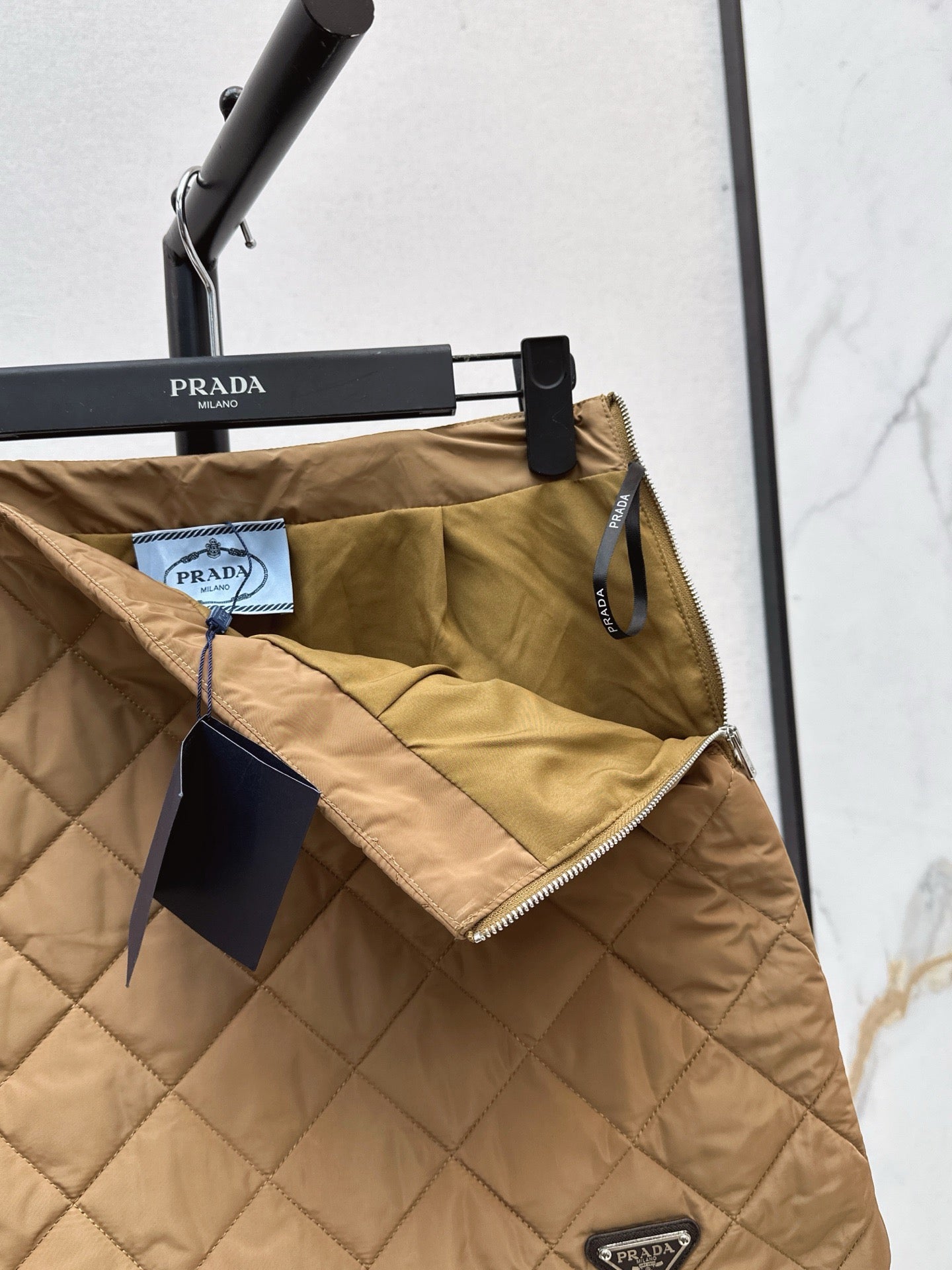 Pra NEW Diamond-patterned skirt