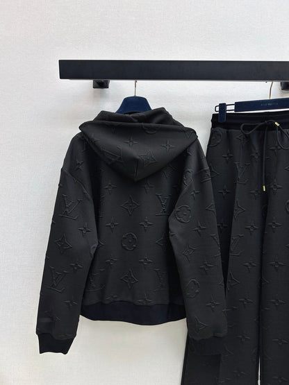 Louis NEW sports suit