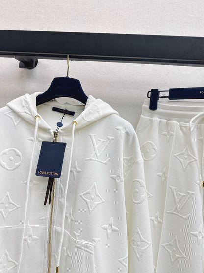 Louis NEW sports suit