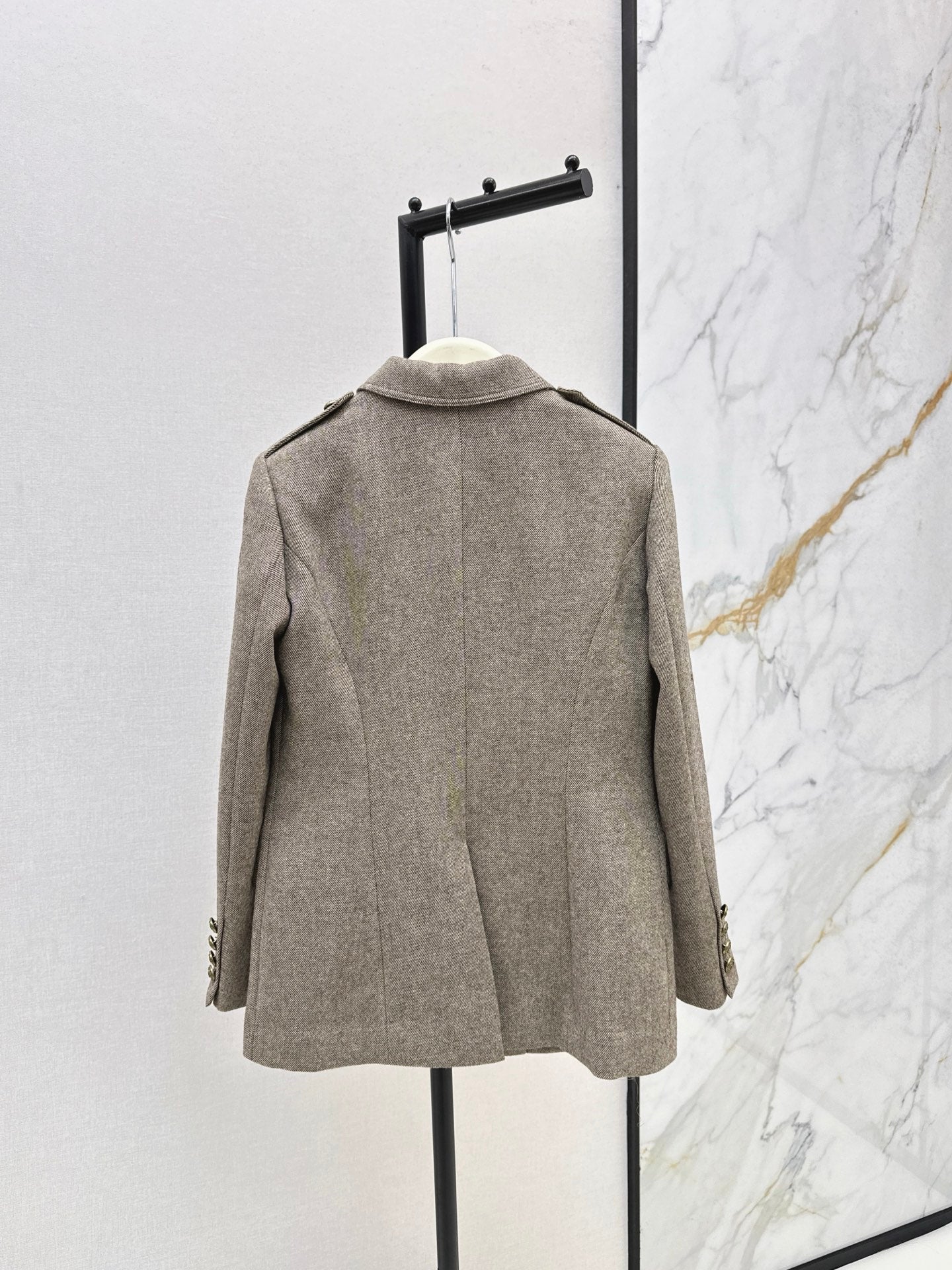 LoroNEW lapel jacket