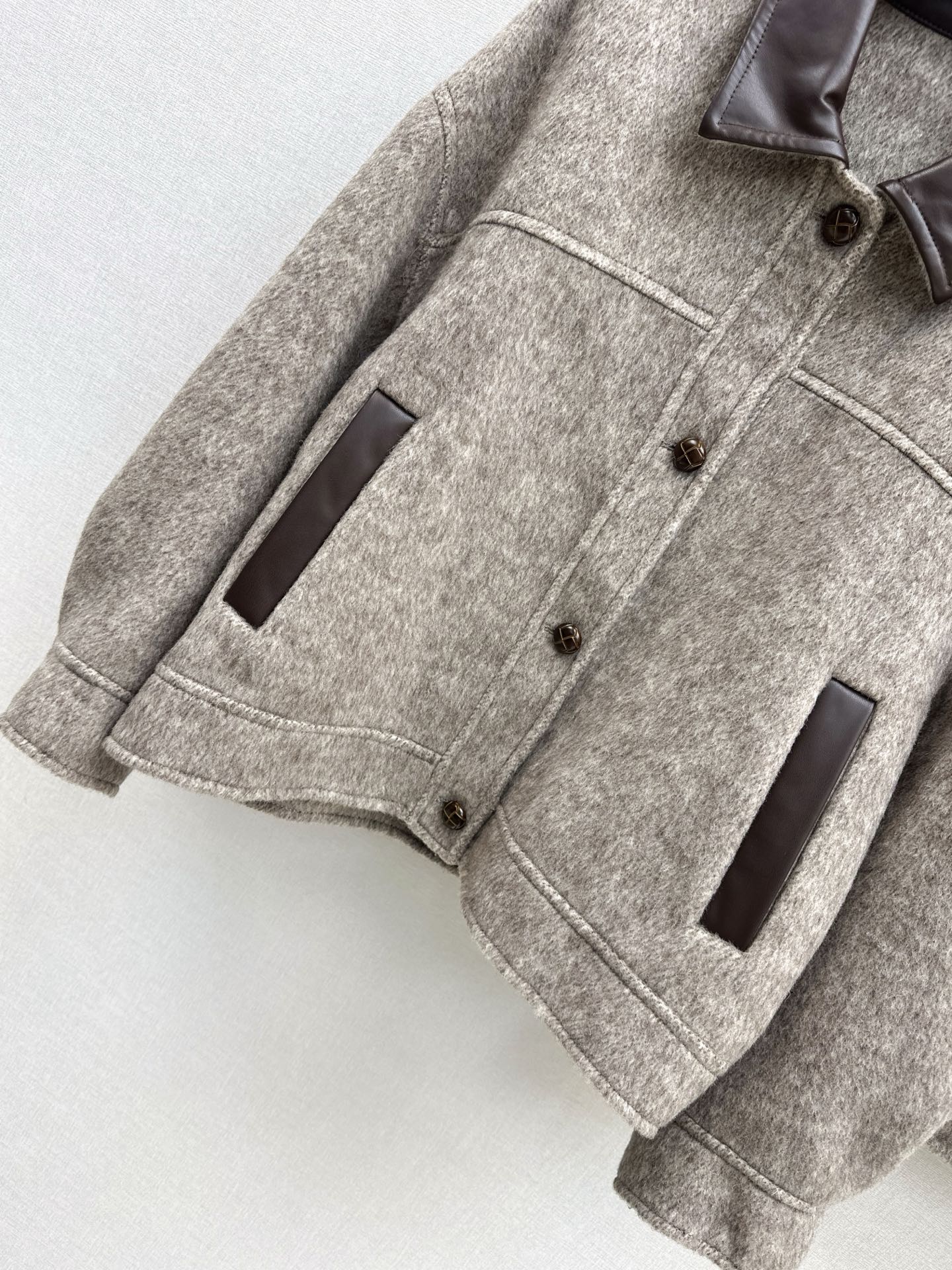 Brune NEW  wool suit