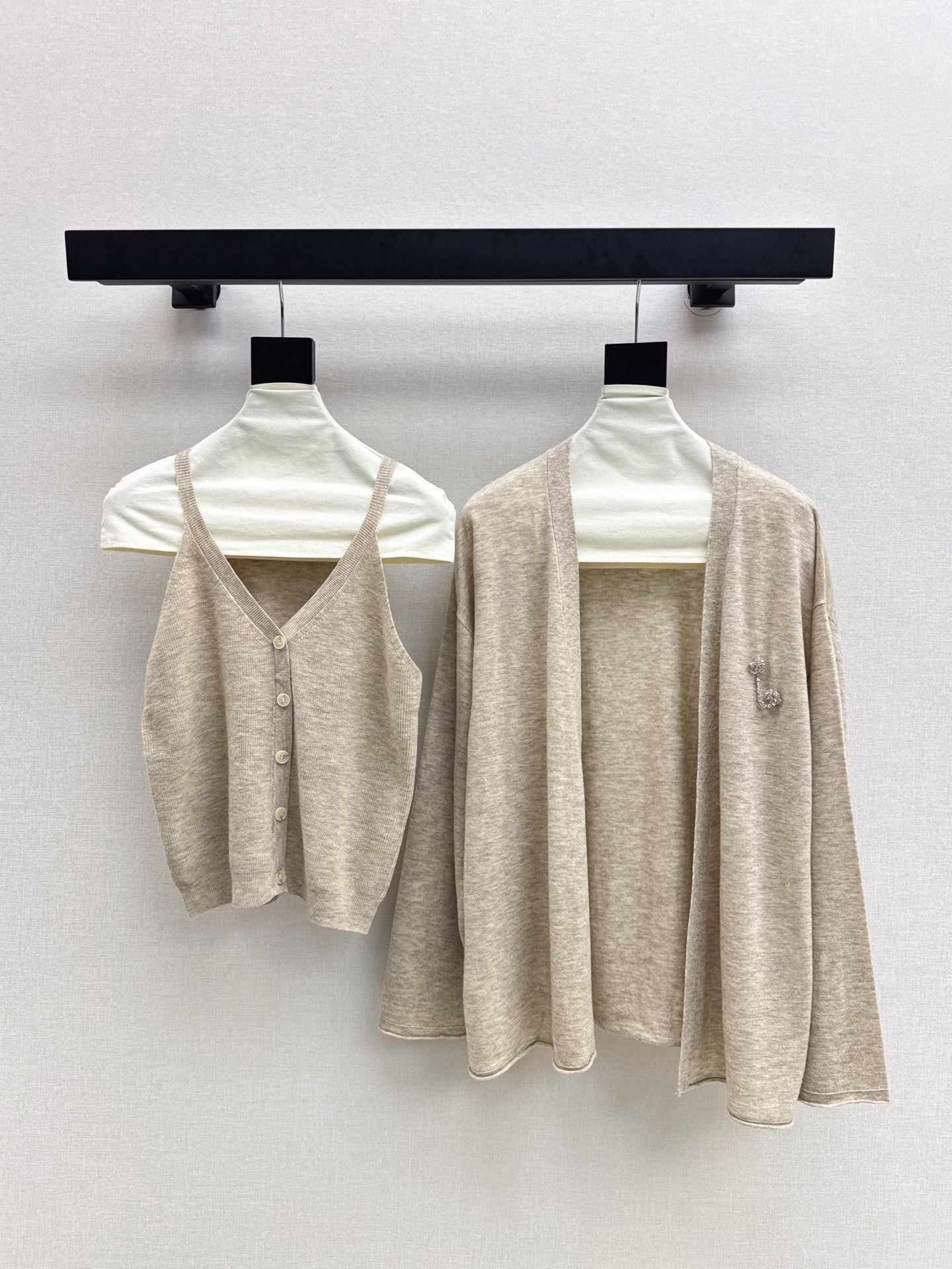 Chan NEW Knitted vest cardigan