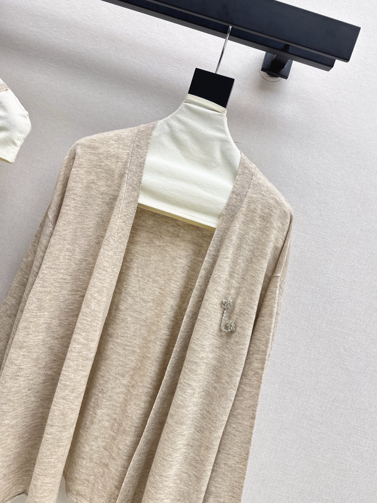 Chan NEW Knitted vest cardigan