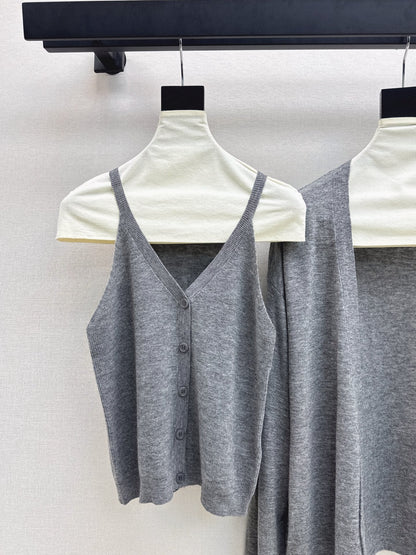 Chan NEW Knitted vest cardigan