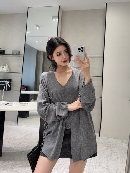 Chan NEW Knitted vest cardigan