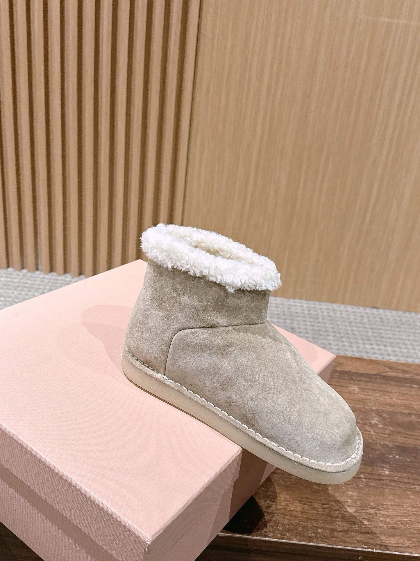 Miu Classic Snow Boots