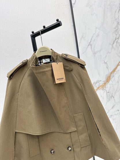 Bur NEW cape coat