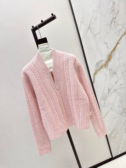 Loe NEW wool sweater