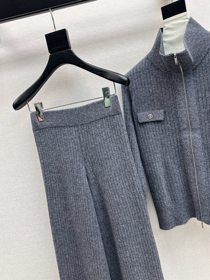 Loro NEW knitted suit