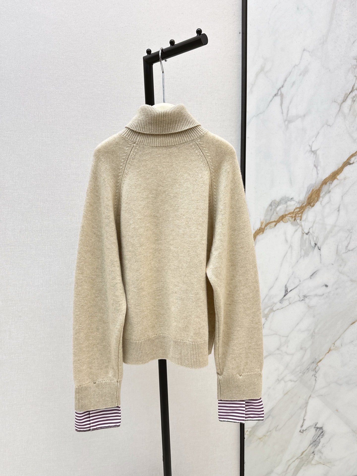 Brune NEW Turtleneck sweater