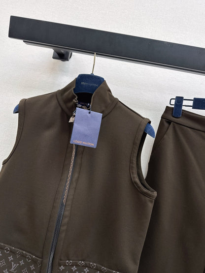 Louis NEW Vest and cropped trousers set