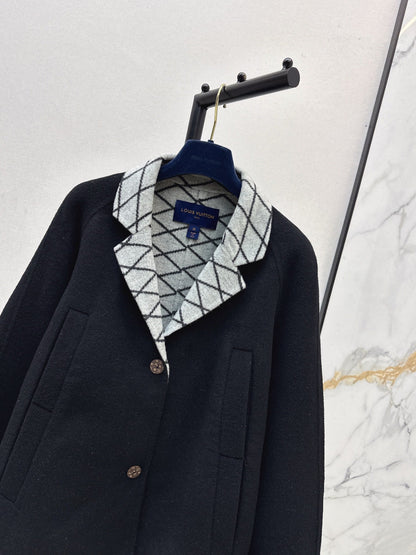 Louis NEW vwool coat