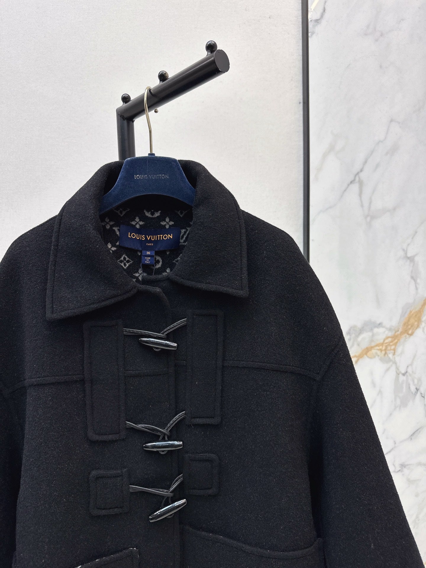 Louis NEW vwool coat