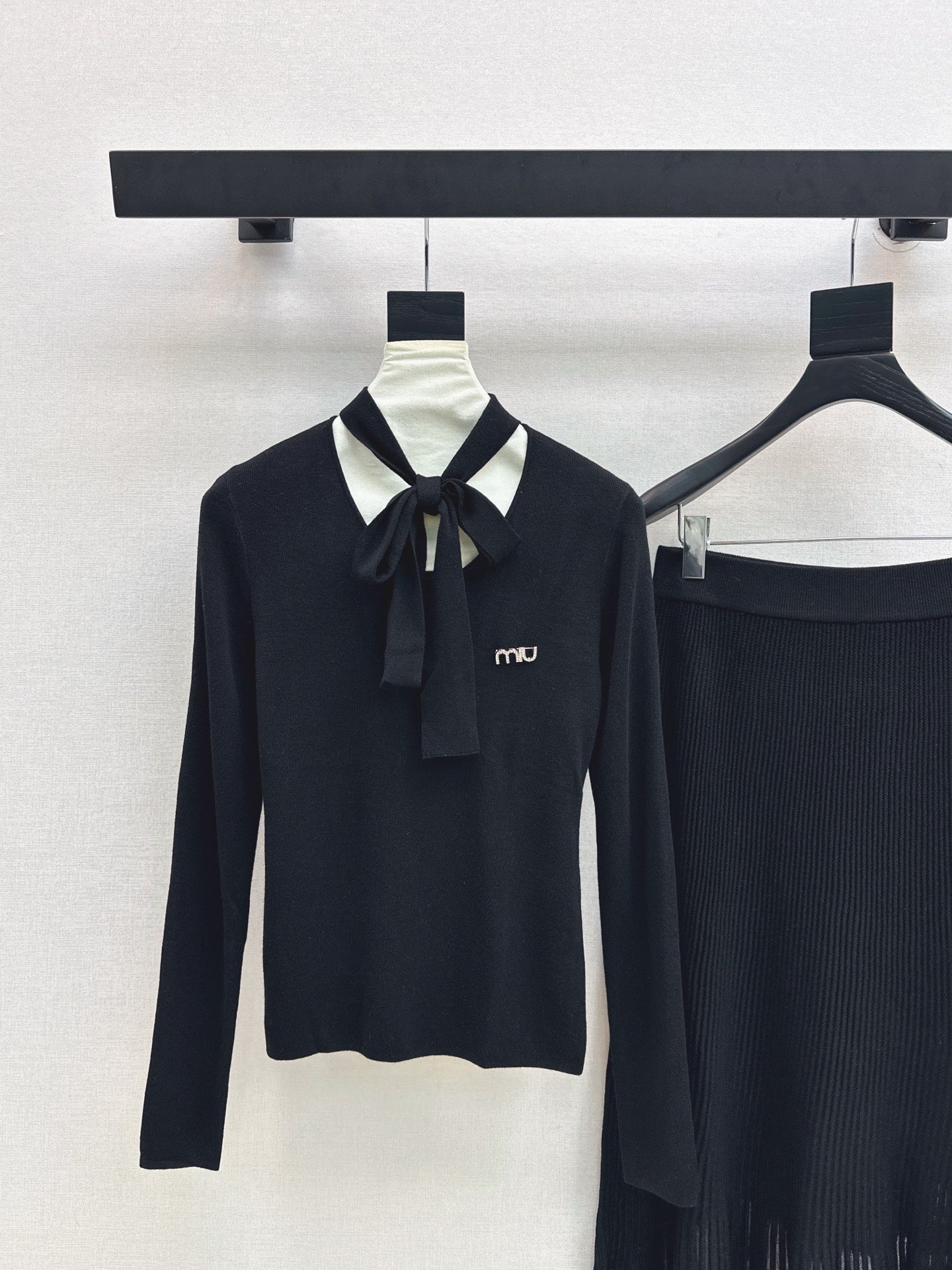 Miu NEW knitted suit