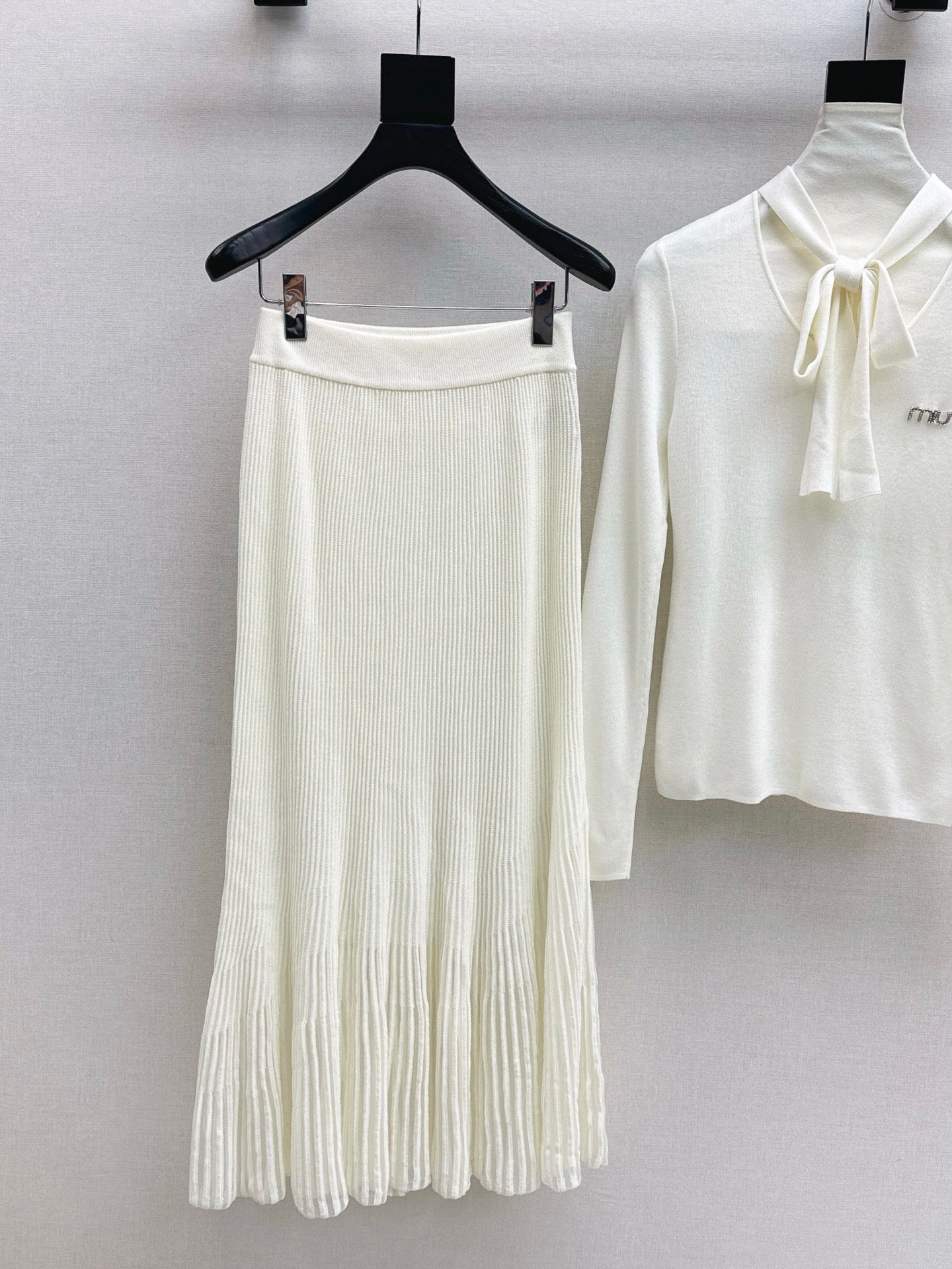 Miu NEW knitted suit