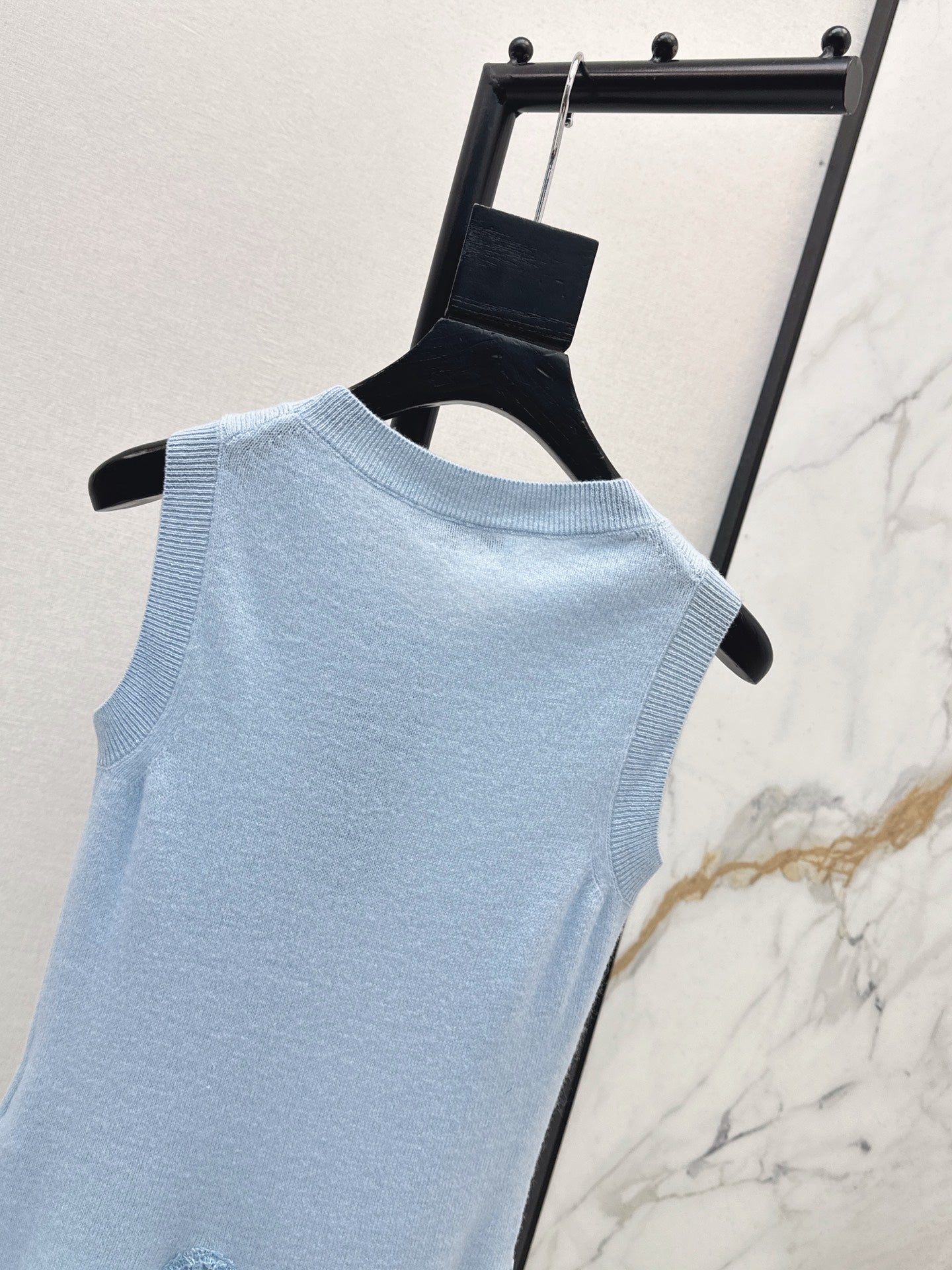 ES NEW cashmere vest