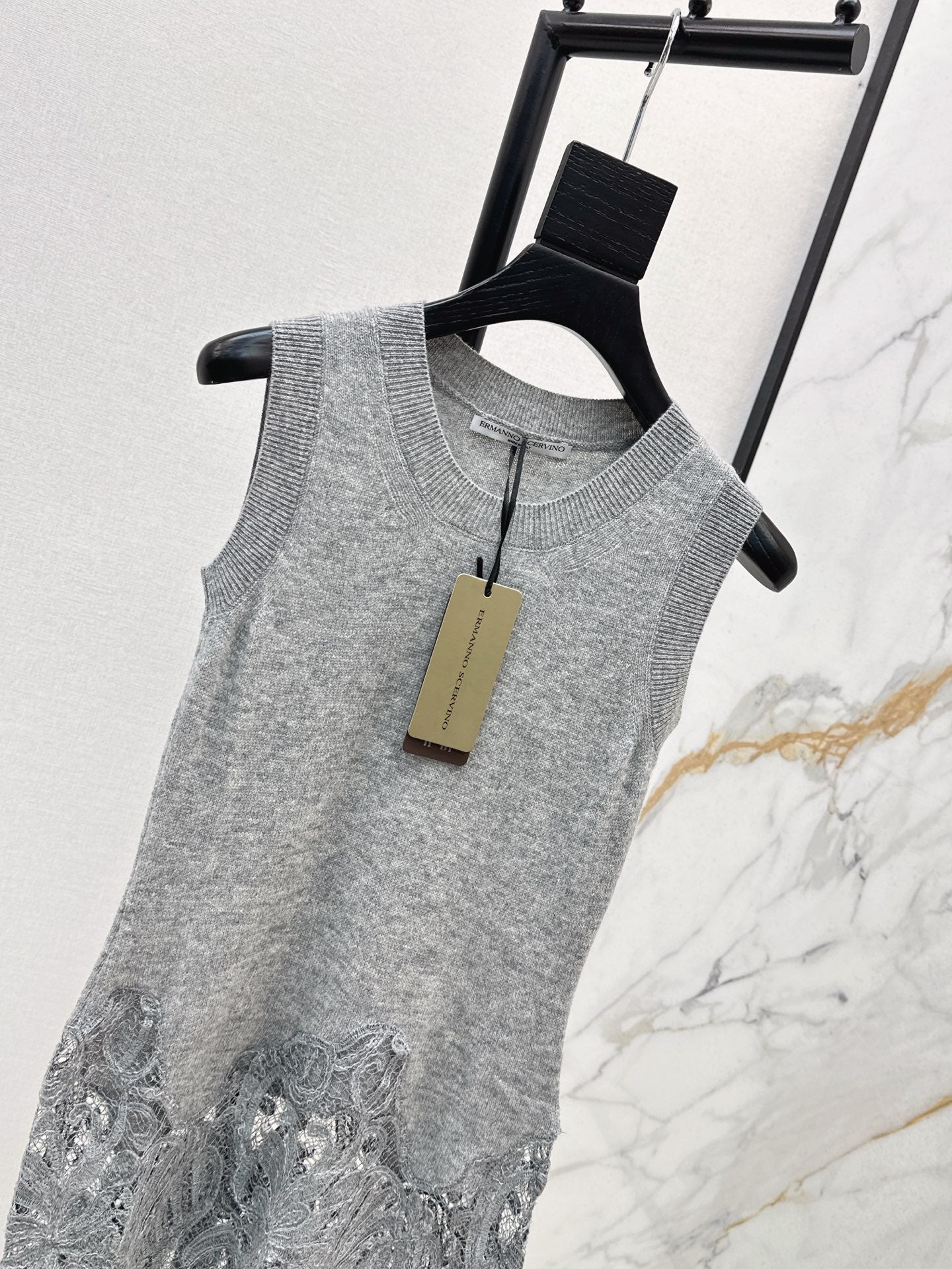 ES NEW cashmere vest