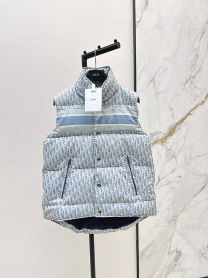 CD NEW down vest