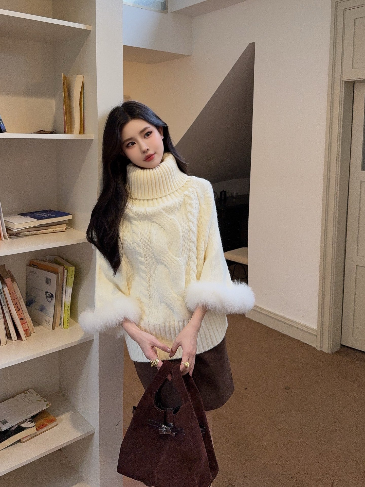 Fend NEW Turtleneck sweater