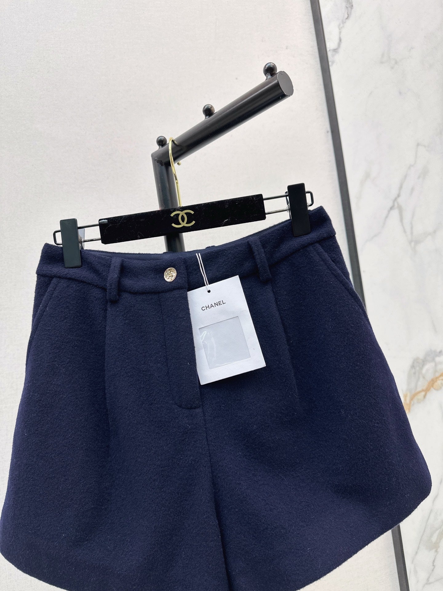 Chan NEW woolen shorts