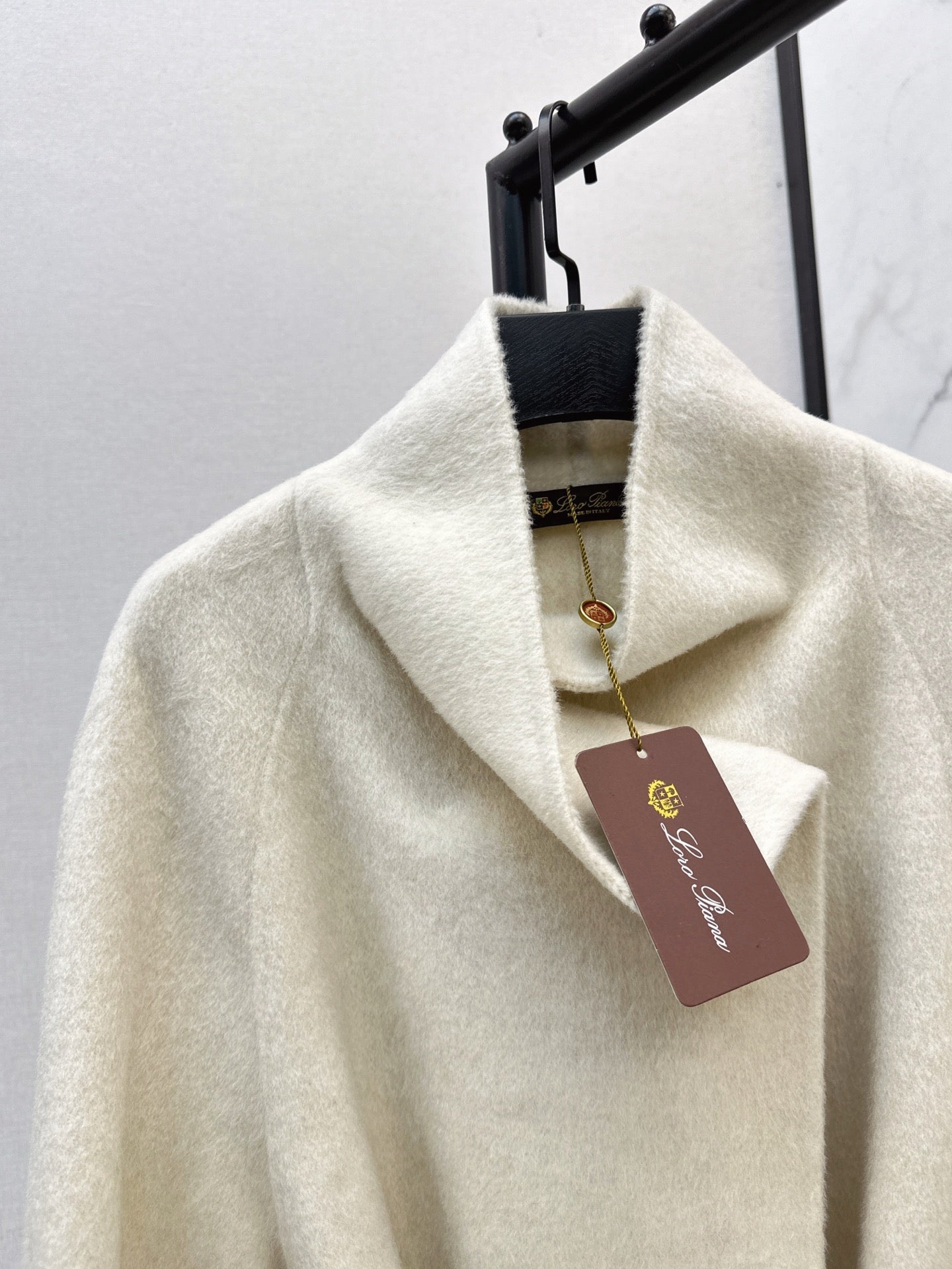 Loro NEW woolen coat