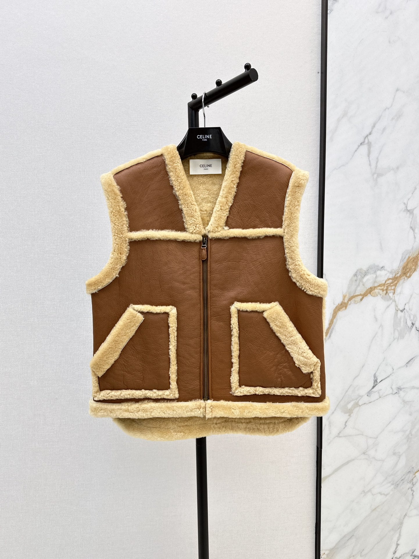Ce1i NEW fur vest