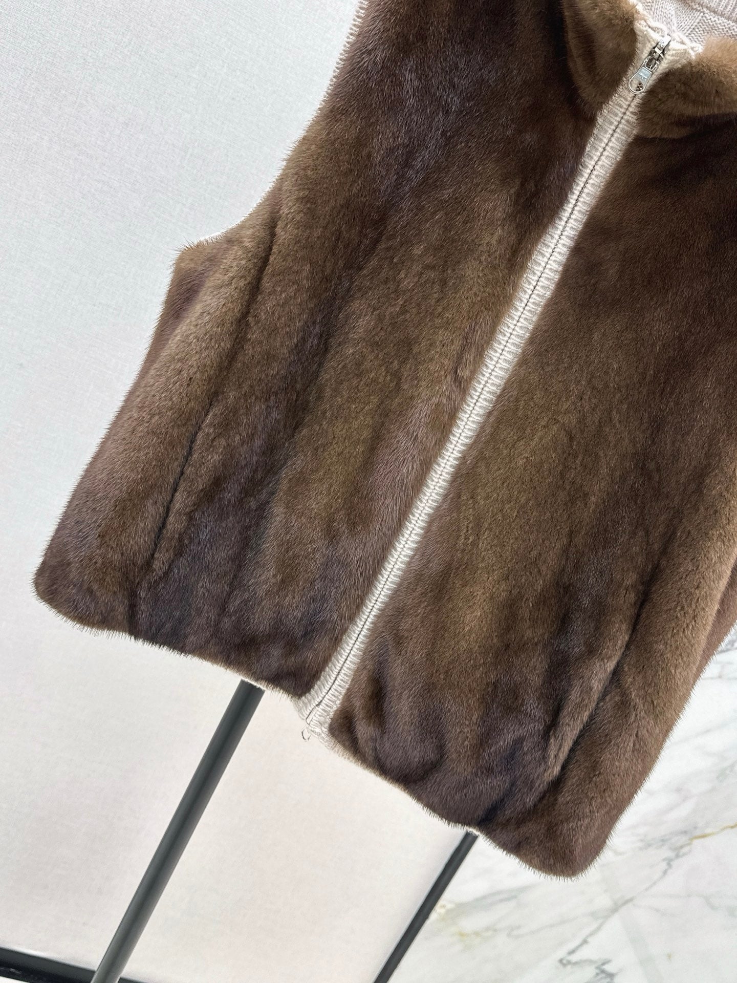 Loro NEW Reversible vest