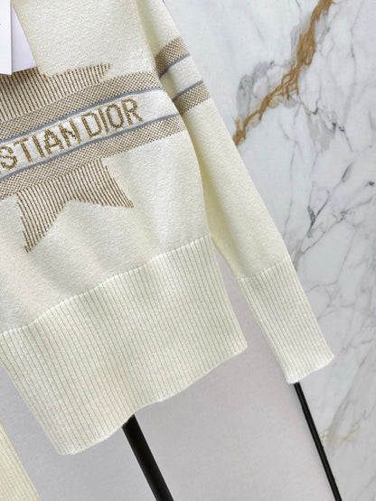 CD NEW knitted pullover sweater