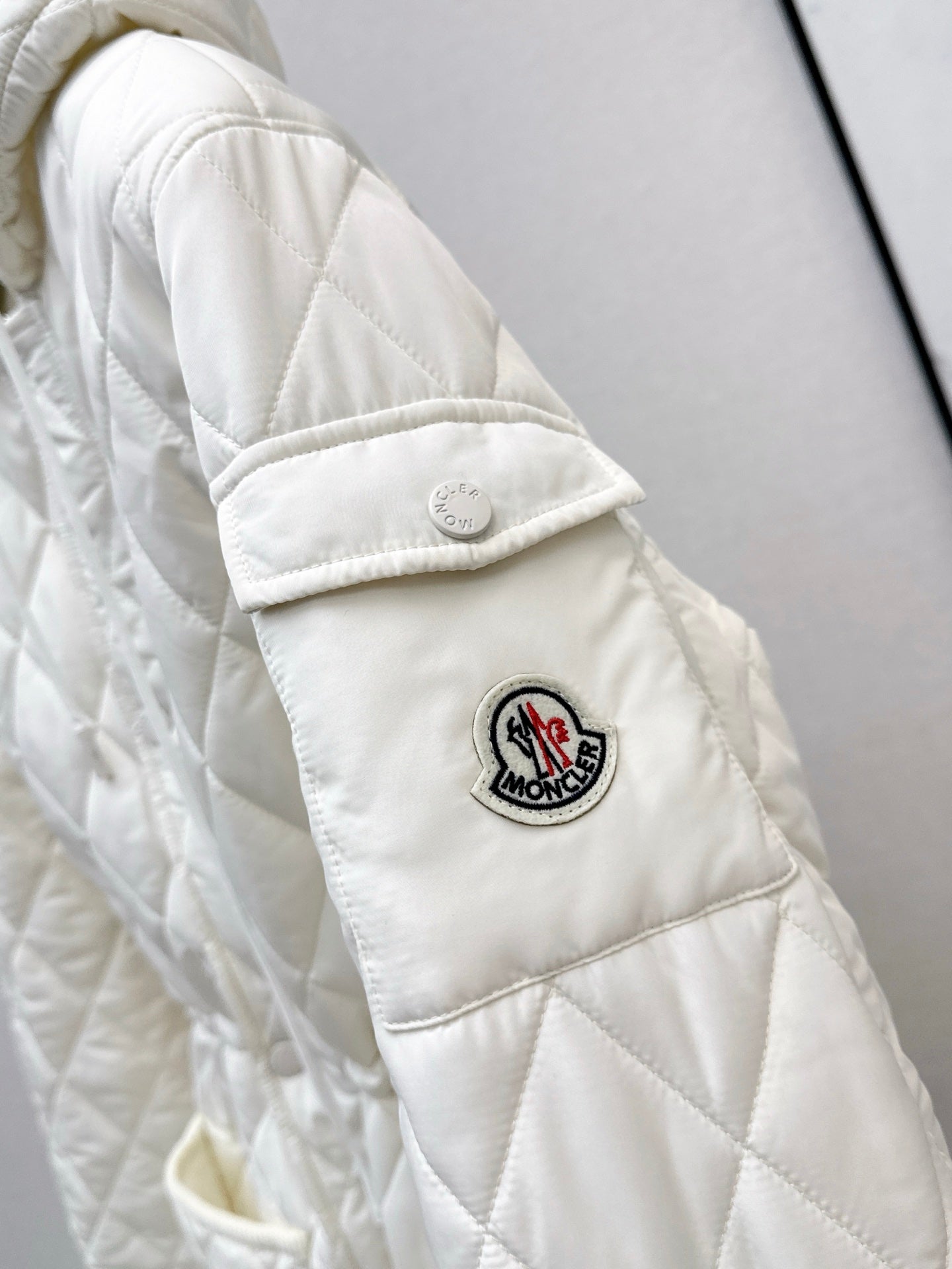 Monc NEW Padded hooded jacket