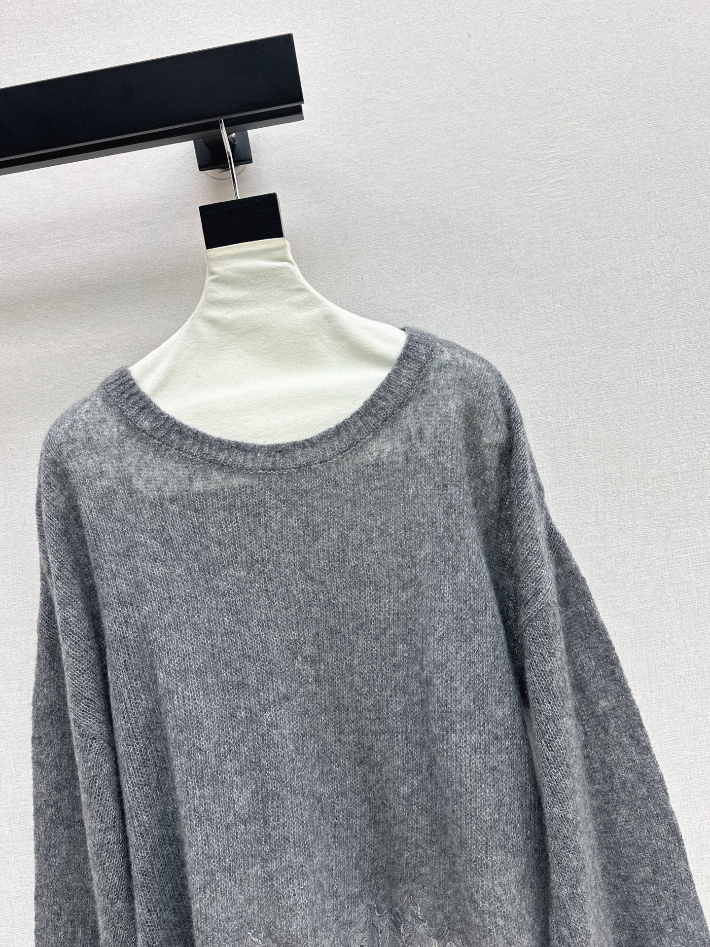 Es NEW Lace knitted sweater