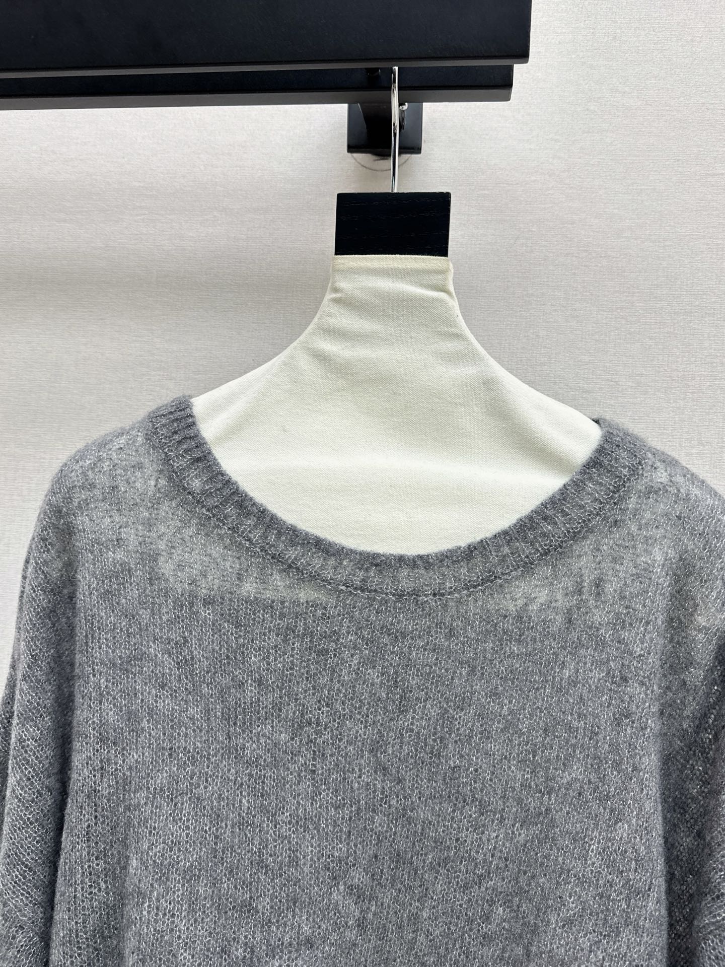 Es NEW Lace knitted sweater