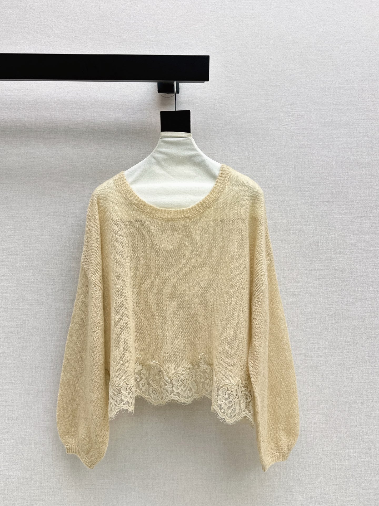 Es NEW Lace knitted sweater