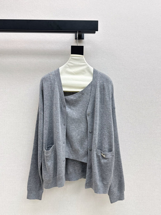 Miu NEW Knitted cardigan vest set
