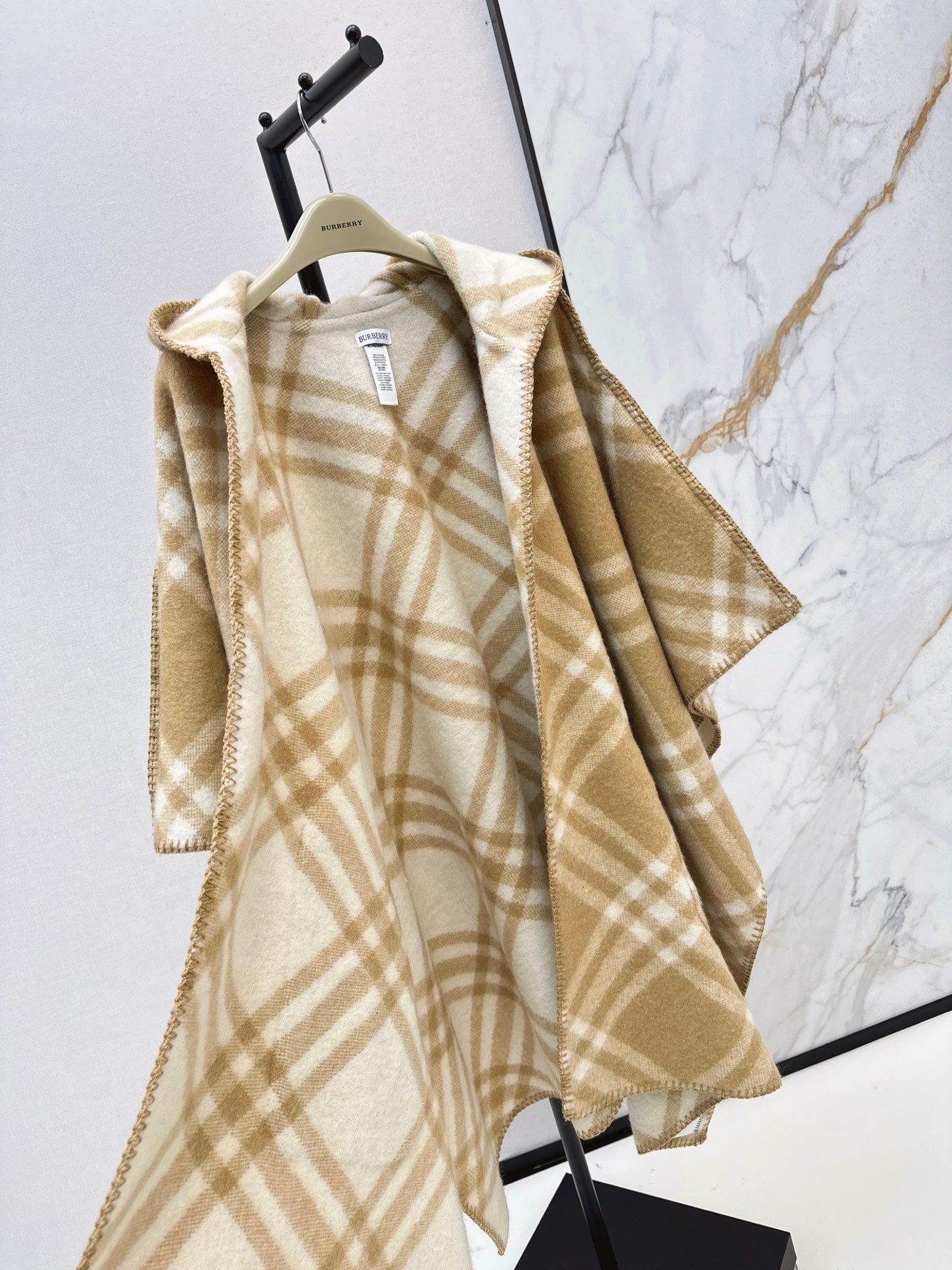 Bur NEW Cashmere hooded cape